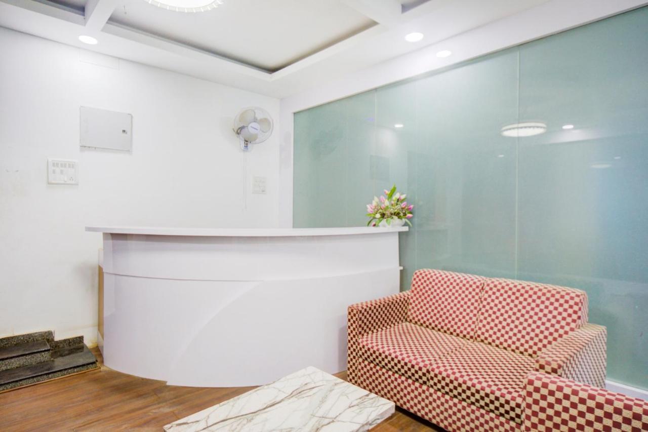 Collection O 75820 Madras Metro Club, T Nagar Chennai Ngoại thất bức ảnh