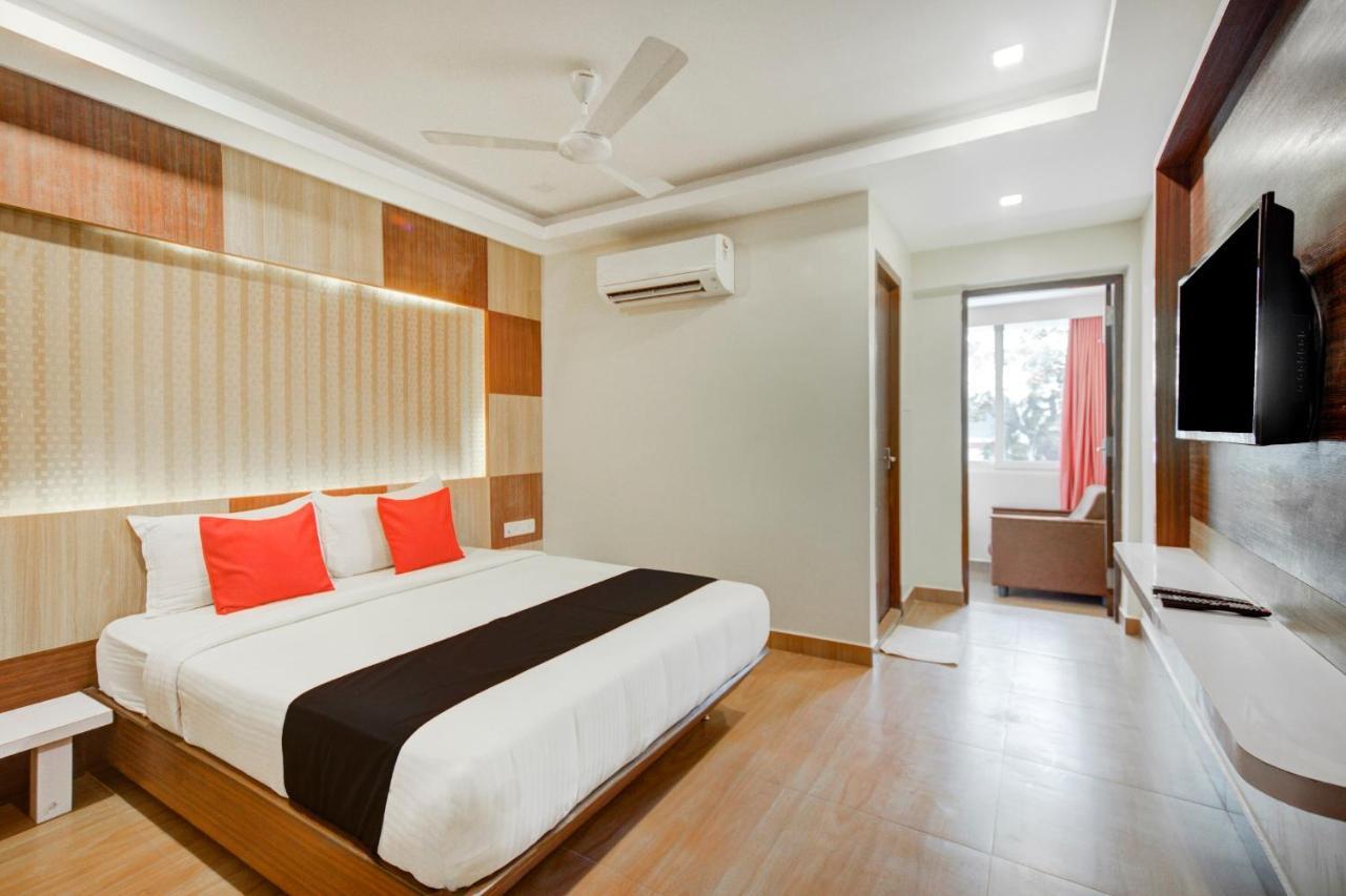 Collection O 75820 Madras Metro Club, T Nagar Chennai Ngoại thất bức ảnh