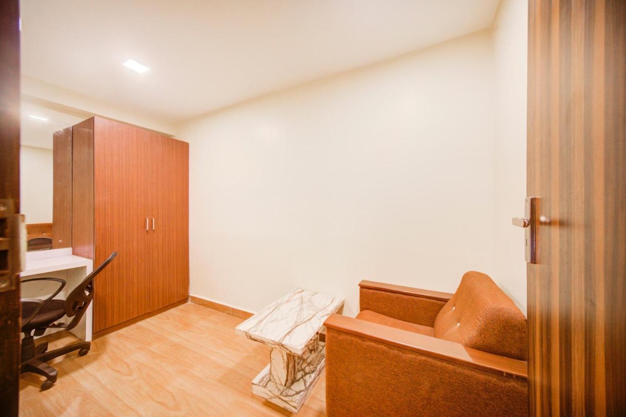 Collection O 75820 Madras Metro Club, T Nagar Chennai Ngoại thất bức ảnh